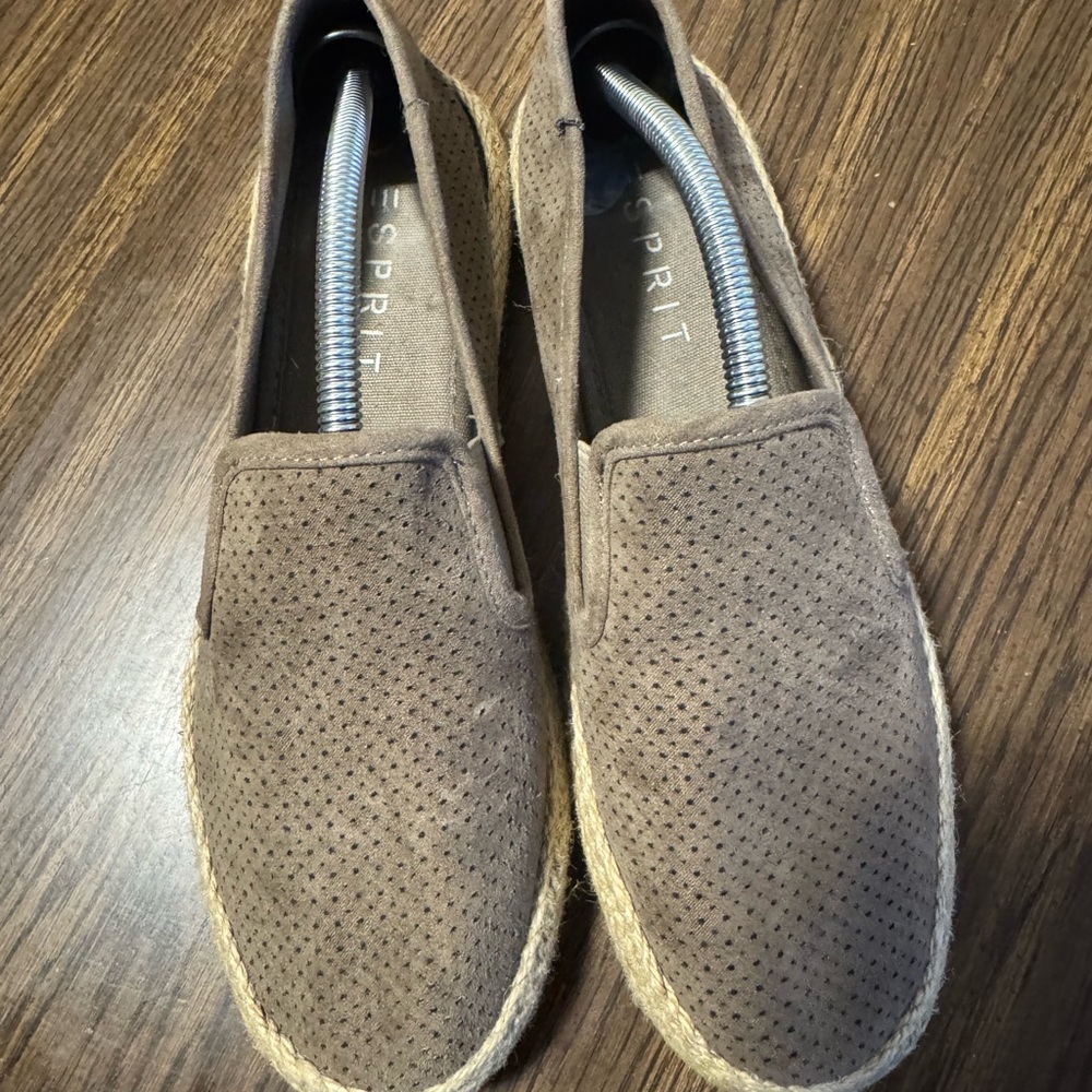 Esprit Men's Taupe Perforated Loafers